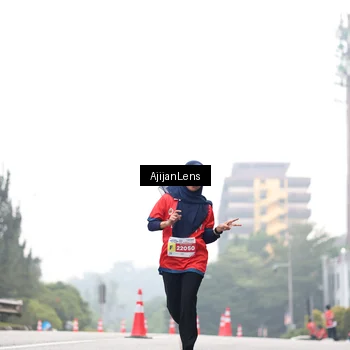 Runner Photo 7066335