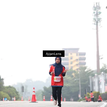 Runner Photo 7066346