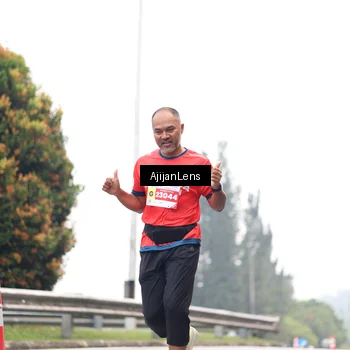 Runner Photo 7066356