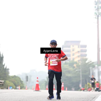 Runner Photo 7066360