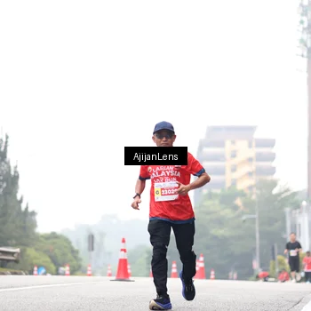 Runner Photo 7066361