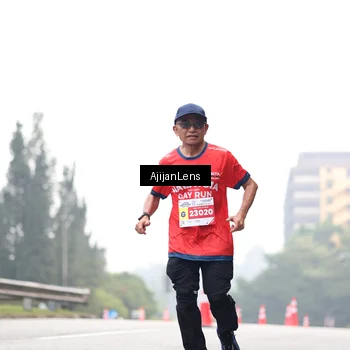 Runner Photo 7066372