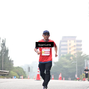 Runner Photo 7066378