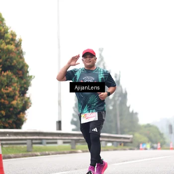 Runner Photo 7066402