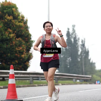Runner Photo 7066416