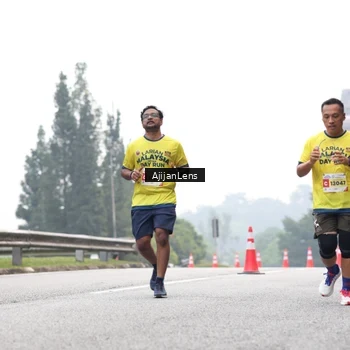 Runner Photo 7066462
