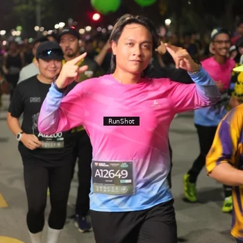 Runner Photo 7066489