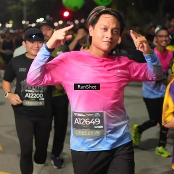 Runner Photo 7066491