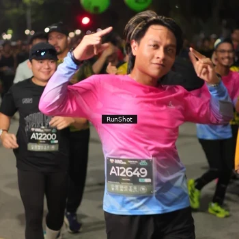 Runner Photo 7066493