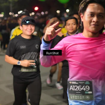Runner Photo 7066505