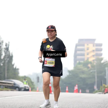 Runner Photo 7066521