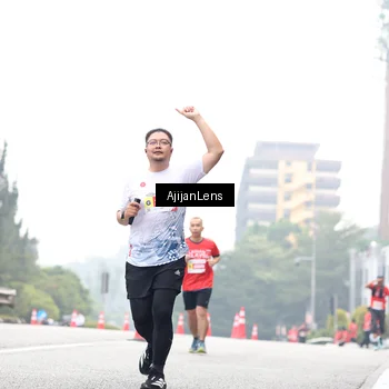 Runner Photo 7066540