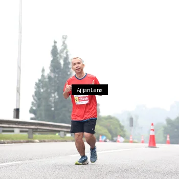 Runner Photo 7066551