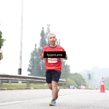Runner Photo 7066553