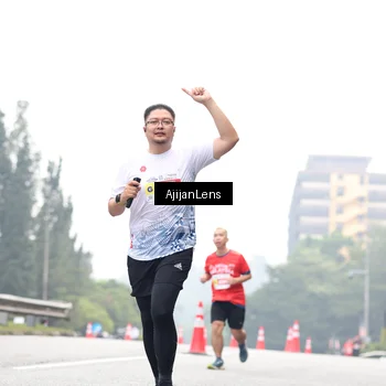 Runner Photo 7066554