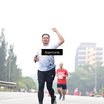 Runner Photo 7066557
