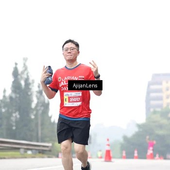Runner Photo 7066618
