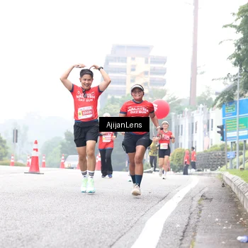 Runner Photo 7066624