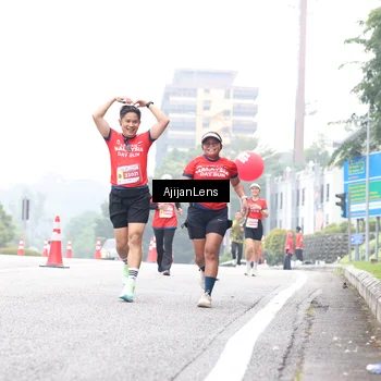Runner Photo 7066640
