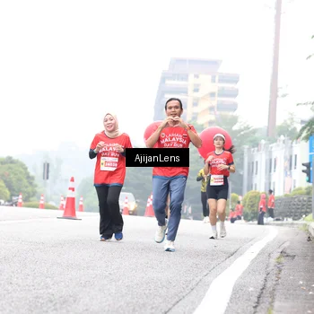 Runner Photo 7066655