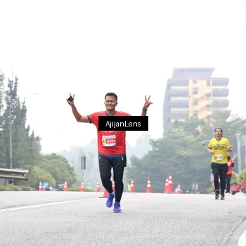 Runner Photo 7066700