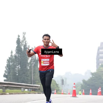 Runner Photo 7066702