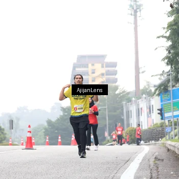 Runner Photo 7066704