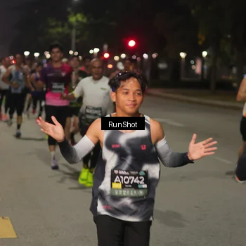 Runner Photo 7066733