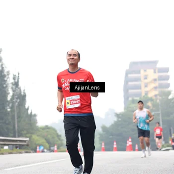 Runner Photo 7066739