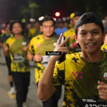 Runner Photo 7066749