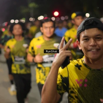 Runner Photo 7066753