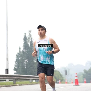 Runner Photo 7066759