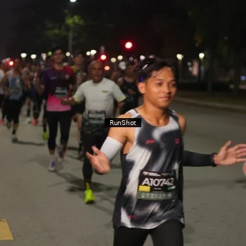 Runner Photo 7066762