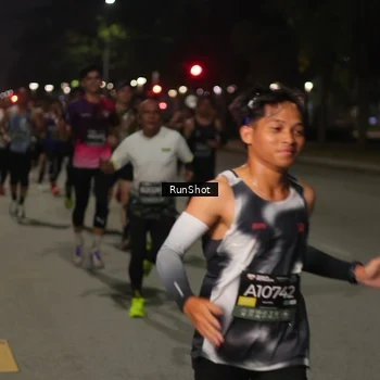 Runner Photo 7066784