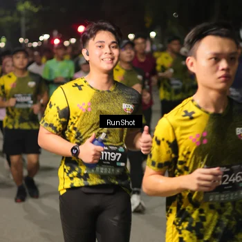 Runner Photo 7066816