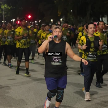 Runner Photo 7066893