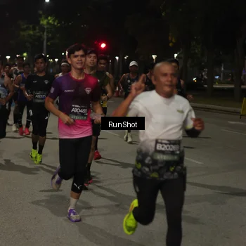 Runner Photo 7066909