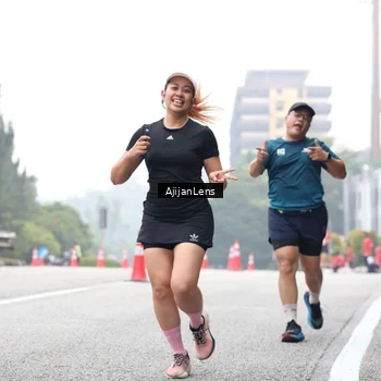 Runner Photo 7066915