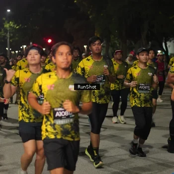 Runner Photo 7066917
