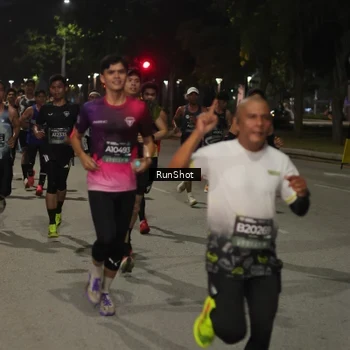 Runner Photo 7066924