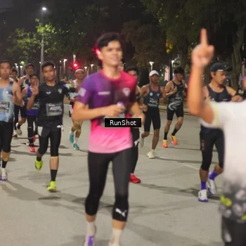 Runner Photo 7066971