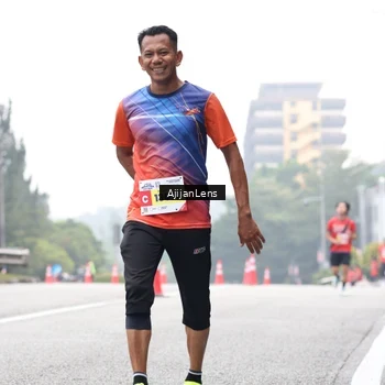 Runner Photo 7066991