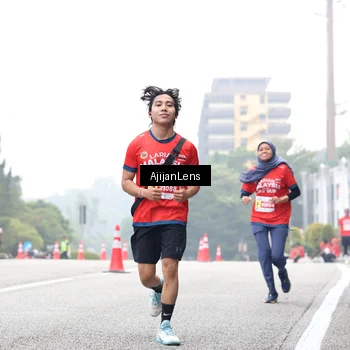 Runner Photo 7066998