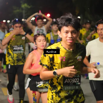Runner Photo 7067003