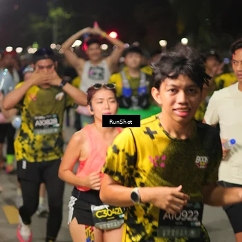 Runner Photo 7067004