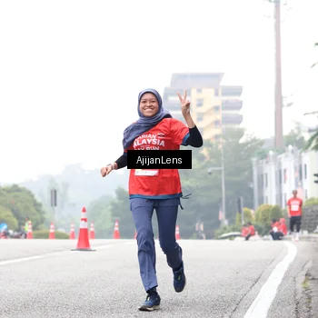 Runner Photo 7067011