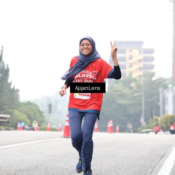 Runner Photo 7067012