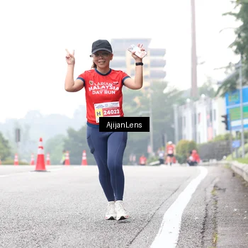 Runner Photo 7067039