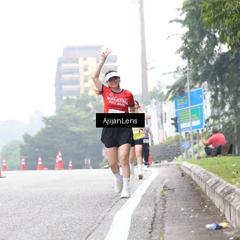 Runner Photo 7067055