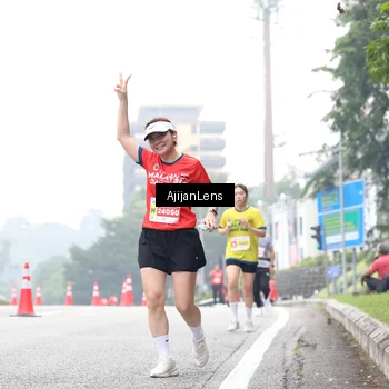 Runner Photo 7067064